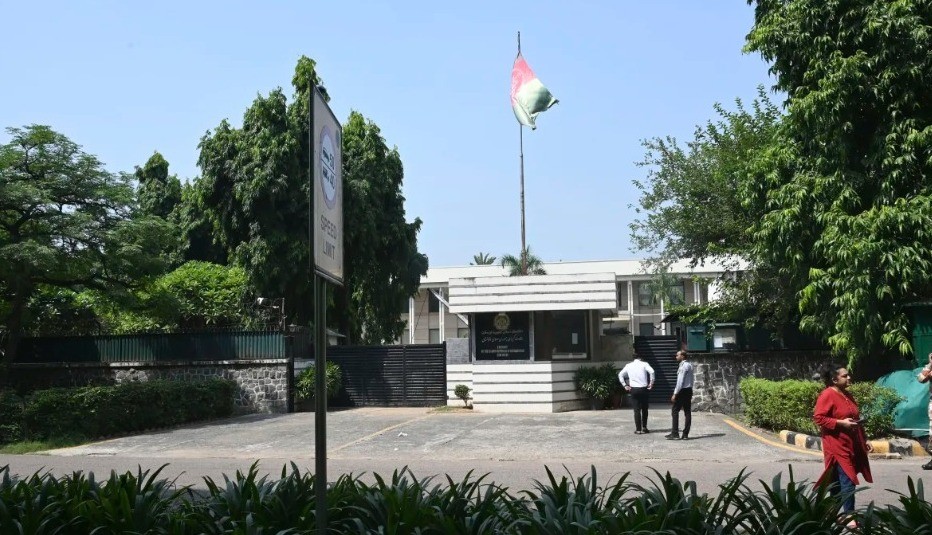 Tak Akui Taliban, India Hentikan Kegiatan Operasional Kedubes Afghanistan