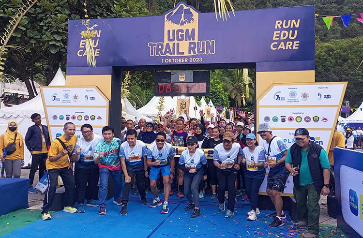 1.050 Pelari dari 13 Negara Meriahkan UGM Trail Run 2023 di Lereng Gunung Merapi