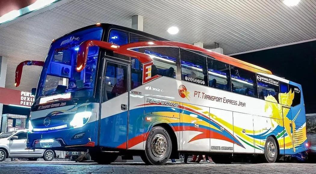 PO Transport Express Luncurkan Bus Baru Single Glass Rakitan Morodadi Prima, Intip Kemewahannya