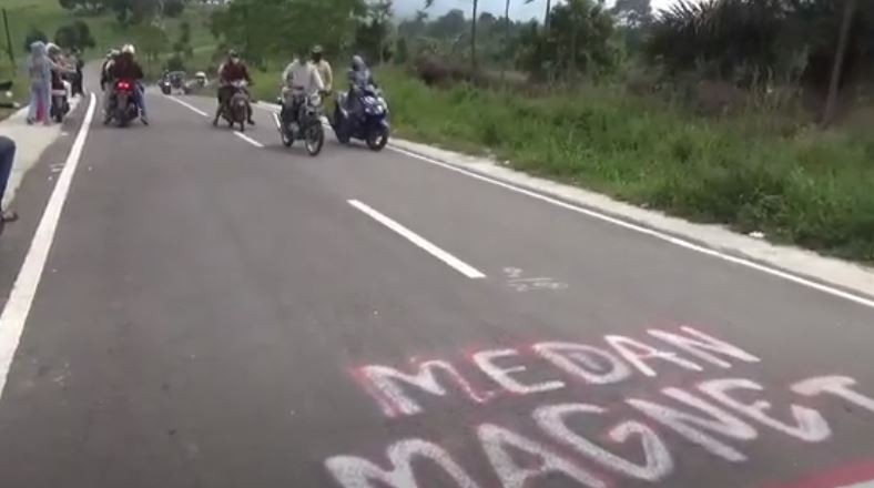 Heboh Fenomena Jalan Medan Magnet Kutalimbaru Deliserdang, Kendaraan Jalan Sendiri
