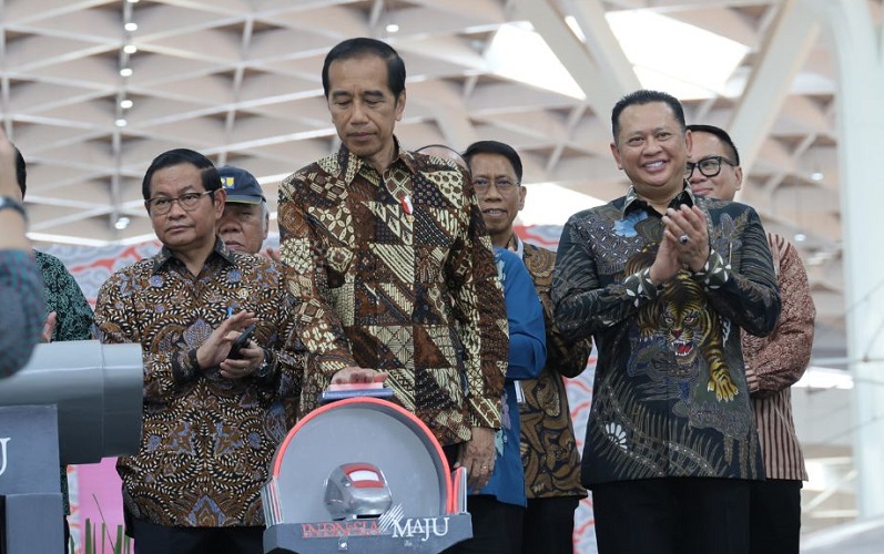 Kereta Cepat Jakarta-Bandung Whoosh Resmi Beroperasi, Menteri ATR/BPN: Efektif dan Efisien