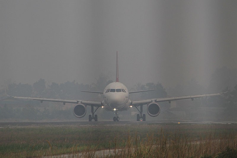 Mencekam, Pesawat Mendarat Darurat usai Penumpang Coba Matikan Mesin dari Kokpit