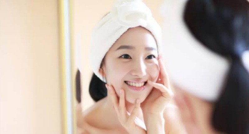 Cara Make Up Glowing ala Korea, Perhatikan 3 Bagian Penting Ini!