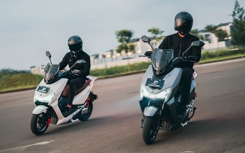 Bikin Bangga, Motor Listrik Buatan Indonesia Mengaspal di Malaysia