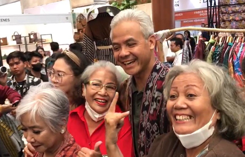 Nikmati Akhir Pekan di Pameran Inacraft, Ganjar Pranowo: Saya Penonton Tetap  