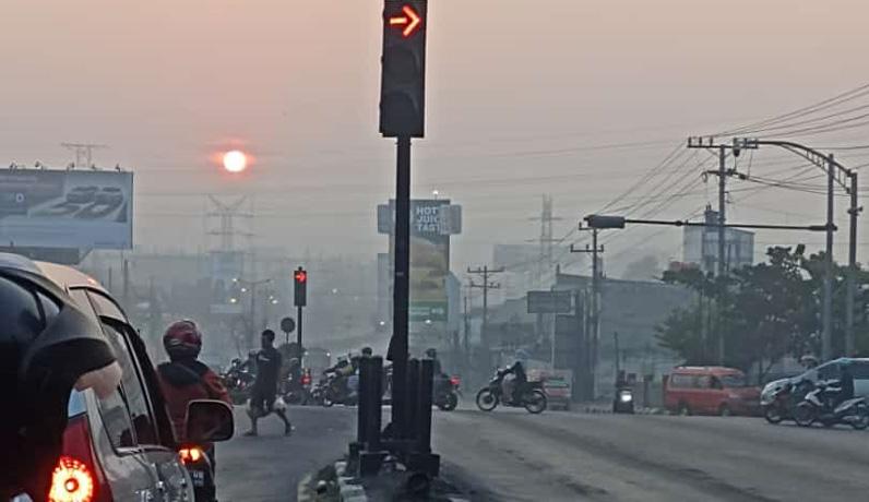  Kabut Asap Kebakaran TPA Jatibarang Selimuti Sejumlah Wilayah di Semarang