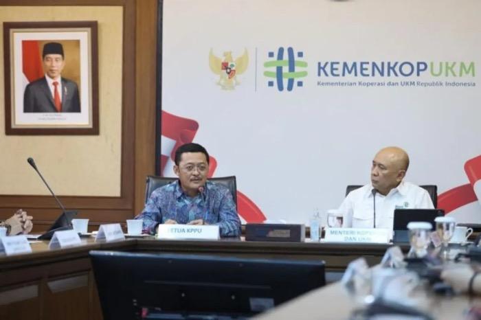 Kemenkop UKM dan KPPU Siapkan Regulasi untuk Atur Pasar Digital Tak Main Monopoli