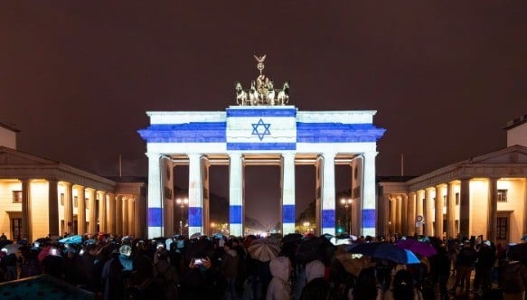 Standar Ganda Negara-Negara Barat: Vokal Bela Israel, Diam Lihat Penindasan di Palestina