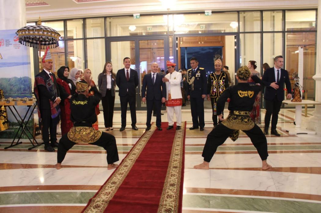 Mengintip Meriahnya Resepsi Diplomatik Indonesia di Kazakhstan