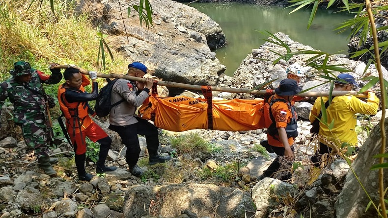 Remaja Terseret Arus Sungai Cimanuk Sumedang Ditemukan, Korban Meninggal Dunia 