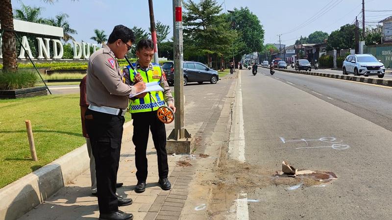  Kecelakaan di Parung Bogor, Pengendara Motor Tewas Terserempet Mobil