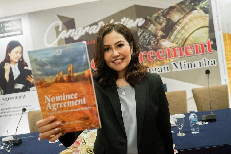 Rilis Buku Perdana, Alumni Program Doktor UPH Ida Sumarsih Bahas Tuntas Nominee Agreement 