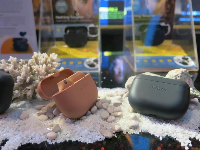 2 Earbuds Premium Ini Punya Standar Militer dan Audio Dolby Atmos, Segini Harganya