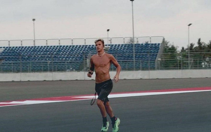 Tiba di Sirkuit Mandalika, Fabio Quartararo Langsung Jogging Keliling Lintasan