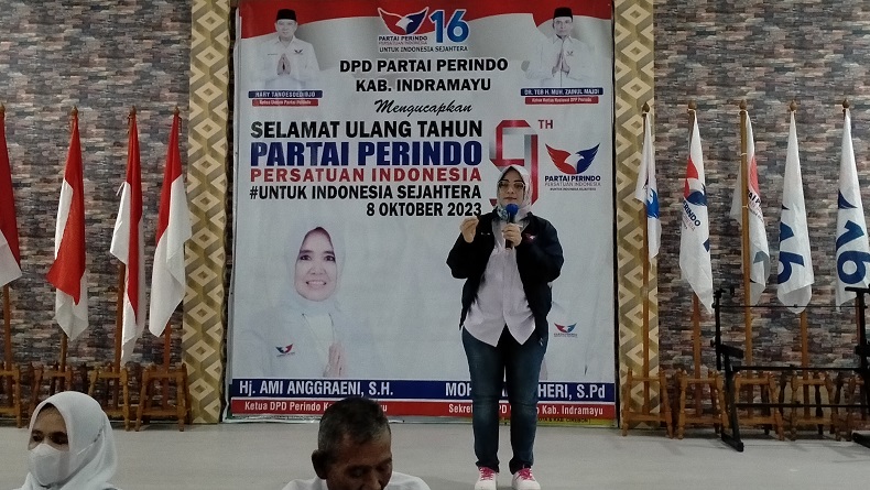 Bacaleg DPR Partai Perindo Gembleng Kader Materi Public Speaking di Indramayu