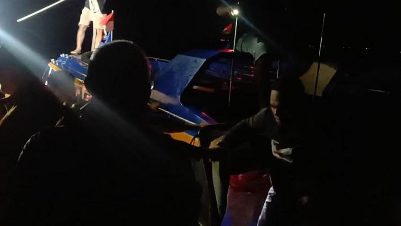 Speedboat Tujuan Sofifi-Ternate Mati Mesin dan Hanyut, 20 Penumpang Dievakuasi