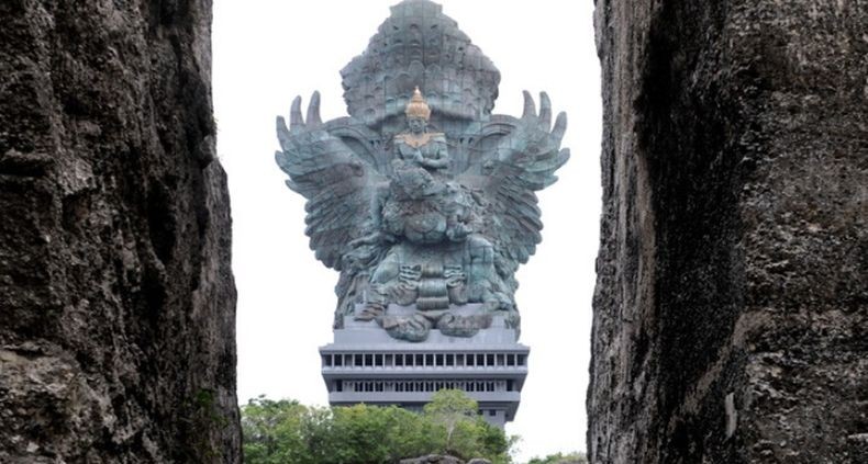 Deretan Patung Tertinggi di Indonesia, Nomor 1 Menjulang 121 Meter