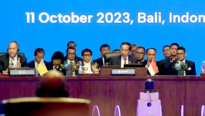 Jokowi: KTT AIS Forum Perkuat Kolaborasi Negara Kepulauan dan Pulau