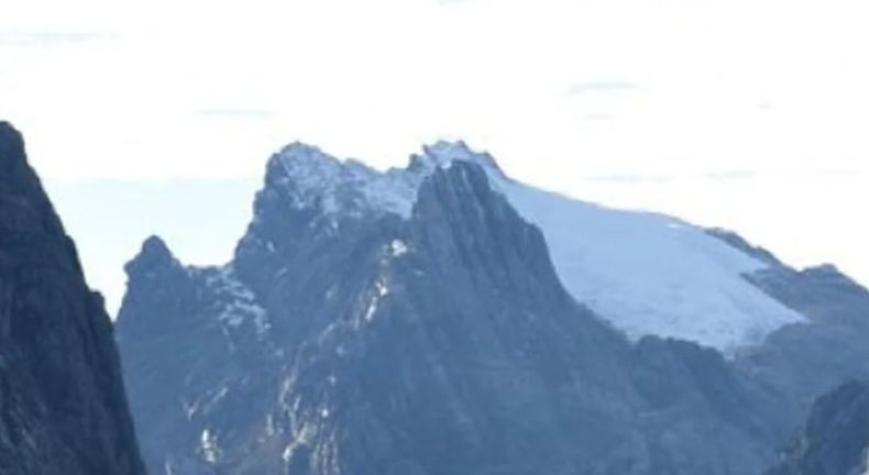 5 Tempat Panjat Tebing Tertinggi di Indonesia, Salah Satunya Masuk Daftar 7 Puncak Dunia