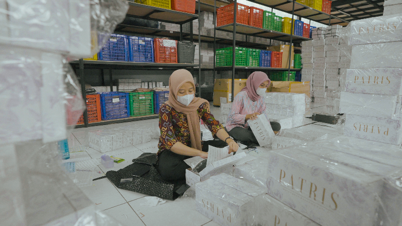 Shopee Dukung Produsen Sepatu Lokal Mendunia, Begini Kisahnya