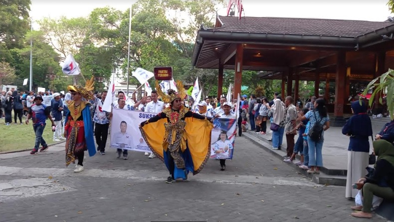 Tampil Gagah, Partai Perindo Ramaikan Kirab Pemilu 2024 di Solo