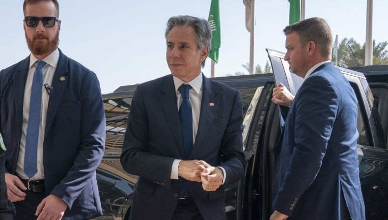 Menlu AS Blinken Bertemu Pangeran MBS Bahas Perang Palestina-Israel, Ini Hasilnya