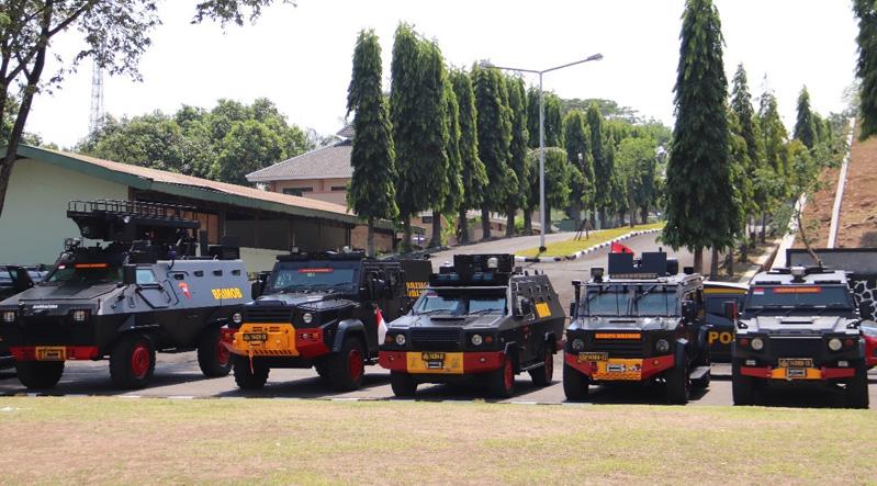 Operasi Mantap Brata 2023, Seluruh Satgas TNI-Polri Tampilkan Peralatan Khusus 
