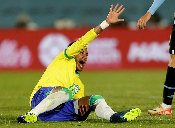 Begini Kondisi Terkini Neymar usai Nangis di Lapangan saat Brasil Lawan Uruguay