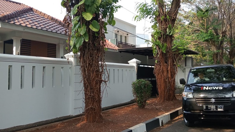 Rumah Ganjar Pranowo di Patra Kuningan Dijaga Ketat Jelang Pengumuman Cawapres