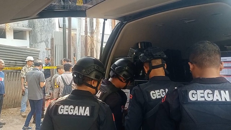 Ledakan di Setiabudi Jaksel Diduga dari Bom Terkubur, Tim Gegana Diterjunkan