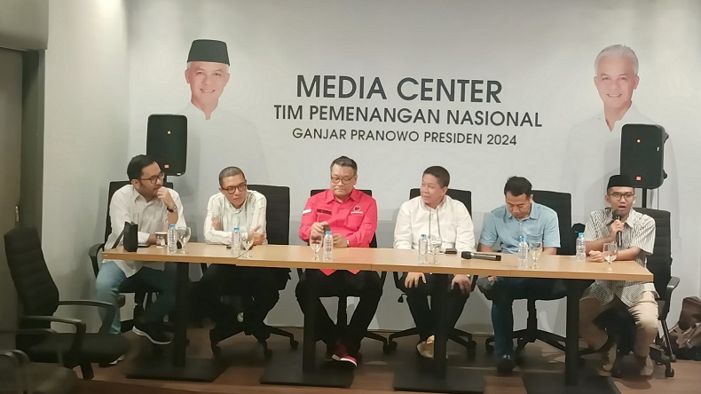Mahfud MD Jadi Cawapres Ganjar, Eriko PDIP: Bu Mega Sangat Gembira