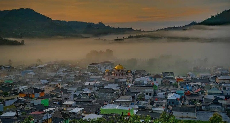 Kampung Unik di Dieng, Desa Terpencilnya Punya Pemandangan Sunrise Tercantik Dikelilingi Gunung