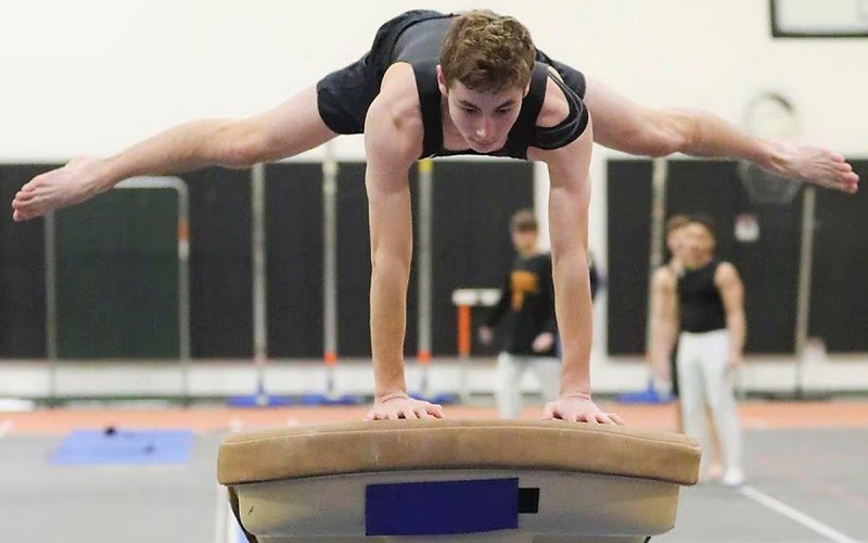 4 Teknik Dasar dalam Melakukan Lompat Kangkang