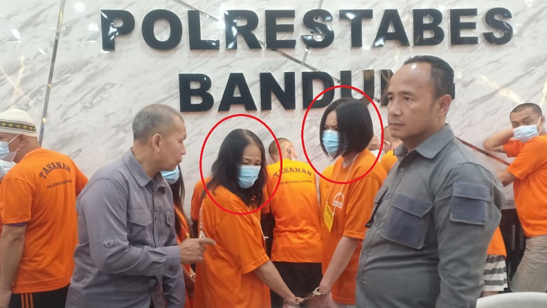 Ibu dan Anak di Bandung Ditangkap Polisi gegara Mereproduksi Ekstasi sejak Agustus 2023