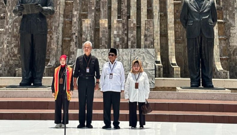 Di Tugu Proklamasi, Ganjar-Mahfud Berkomitmen Lanjutkan Cita-cita Pendiri Bangsa