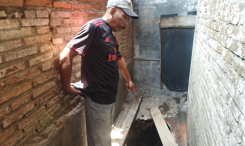 Pria Penderita Stroke di Malang Jatuh ke Lubang Septic Tank 7 Meter, Evakuasi Dramatis