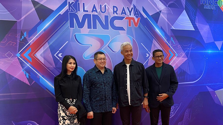 Begini Gaya Santai Ganjar Pranowo saat Nonton Malam Puncak Kilau Raya MNCTV 32