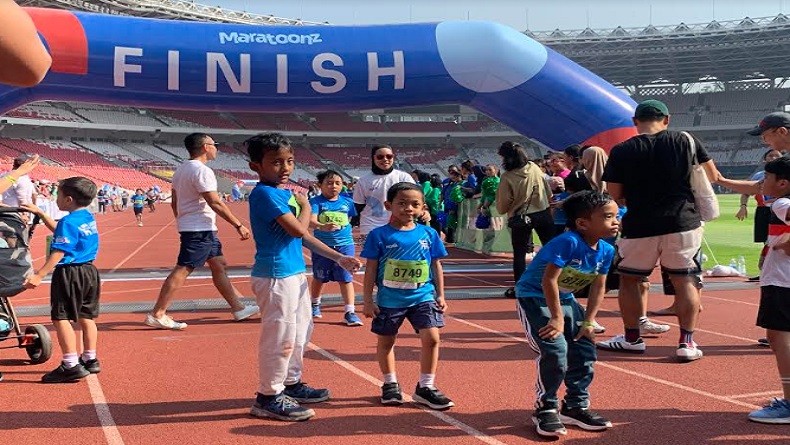 Antusiasme Pelari Cilik Meriahkan Ajang Maratoonz di Stadion Utama Gelora Bung Karno 
