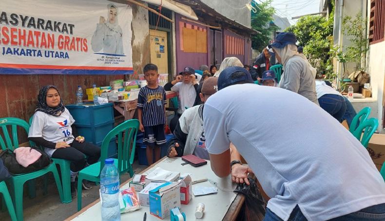 Warga Koja Senang Ikut Senam dan Pengobatan Gratis Kartini Perindo: Sangat Membantu