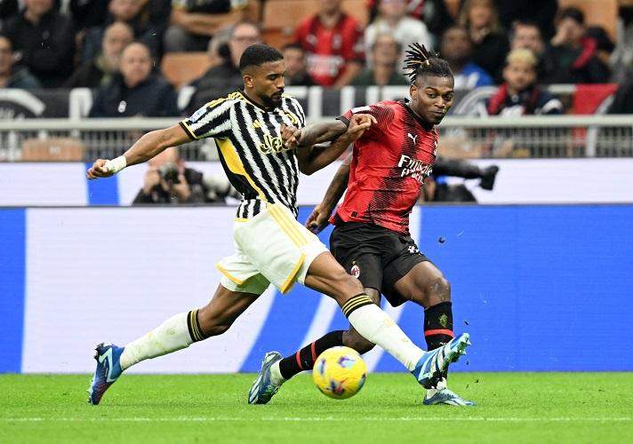 Hasil AC Milan Vs Juventus: 10 Pemain Rossoneri Dibungkam Pasukan Allegri