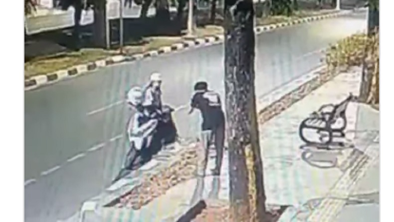 5 Berita Populer: Pengemudi Fortuner Tabrak Perempuan Resmi Tersangka hingga Jembatan Kaca Pecah