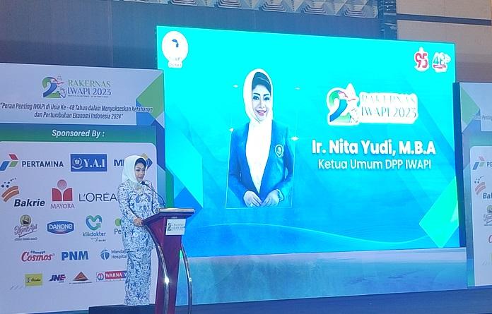 Ketua DPP IWAPI Ajak Pengusaha Perempuan jadi Agen Perubahan RI: Semangat Ibu-ibu Luar Biasa!