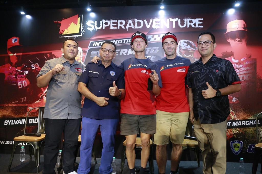 Saingi Pembalap Lokal, 2 Rider Internasional Bakal Bertarung di Seri Final Kejurnas Supermoto 2023