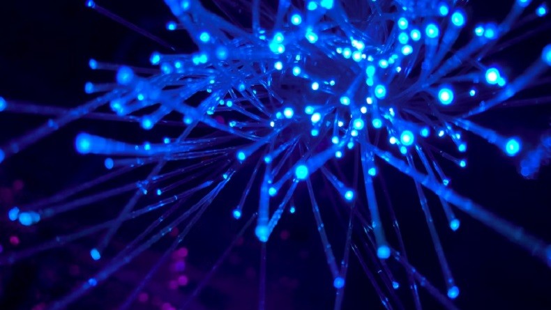 Kecepatan Internet Indonesia di Posisi 98 Dunia, Menkominfo: Ini Pekerjaan Rumah Besar