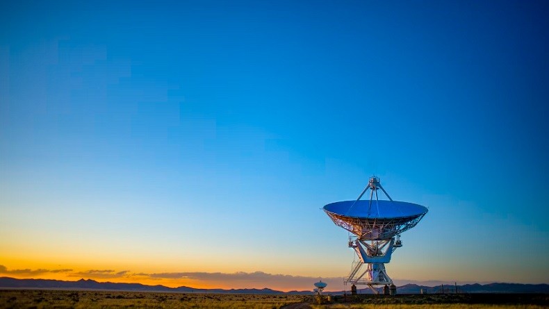 Sinyal Radio Super Cepat Terdeteksi, Diprediksi Berjarak 8 Miliar Tahun Cahaya dari Bumi 