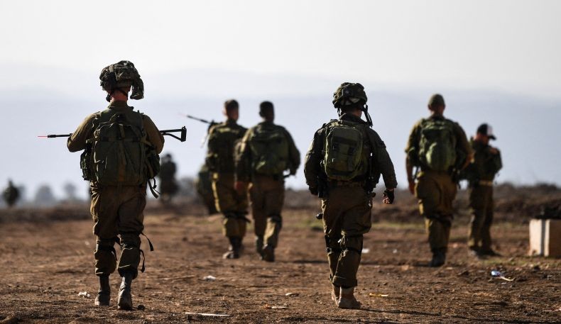 Israel Gelar Serangan Darat Terbatas ke Gaza lalu Tarik Lagi Tentaranya