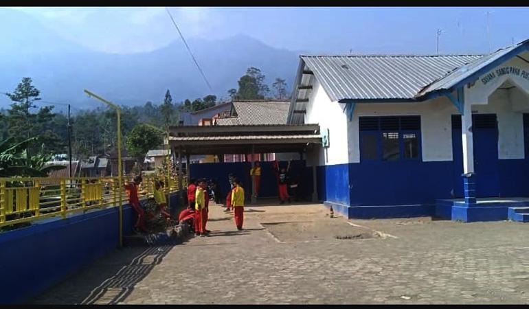 Sering Dengar Suara Gemuruh, Siswa SD dan Warga di Pemalang Takut Gunung Slamet Meletus