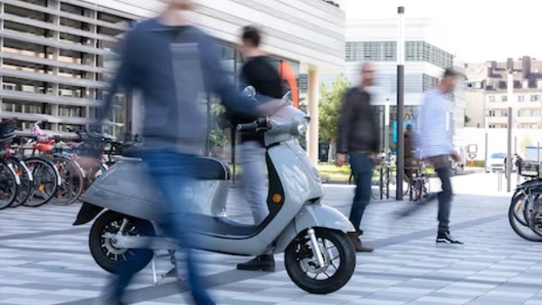 Atraksi Tong Setan di IMOS 2023 Gunakan Motor Listrik, Gak Ada Suara Berisik