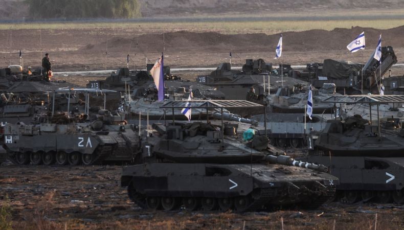 Biadab! Tentara Israel Sengaja Lindas Warga Gaza dengan Tank