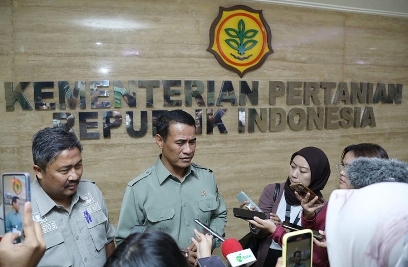 Genjot Produksi Pangan, Mentan Amran Dorong Optimalkan Lahan Rawa untuk Tanam Padi dan Jagung 